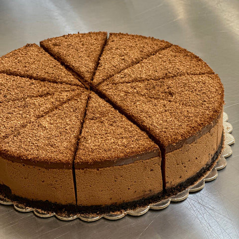 Торта с фъстъчен мус и шоколад (Цяла)