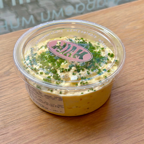 Яйчена салата с олио от трюфел